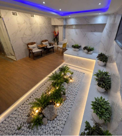 Old City Spa Ambiance